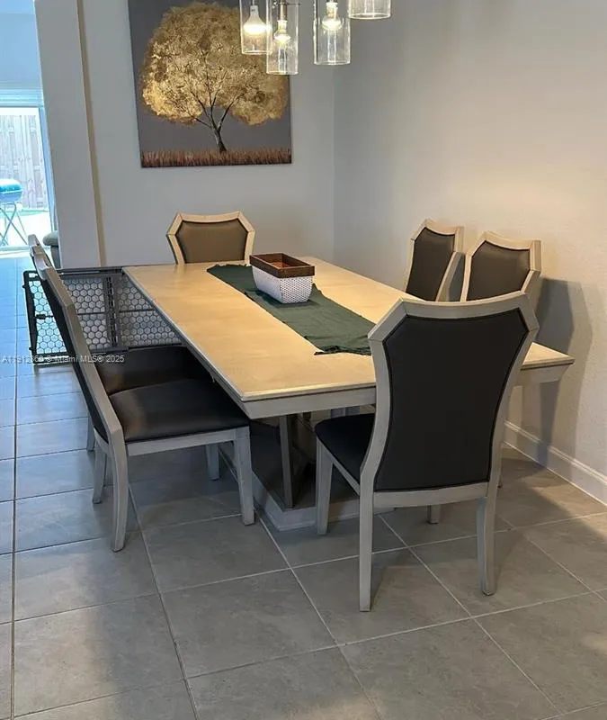 12221 NW 23rd Pl, Miami FL 33167