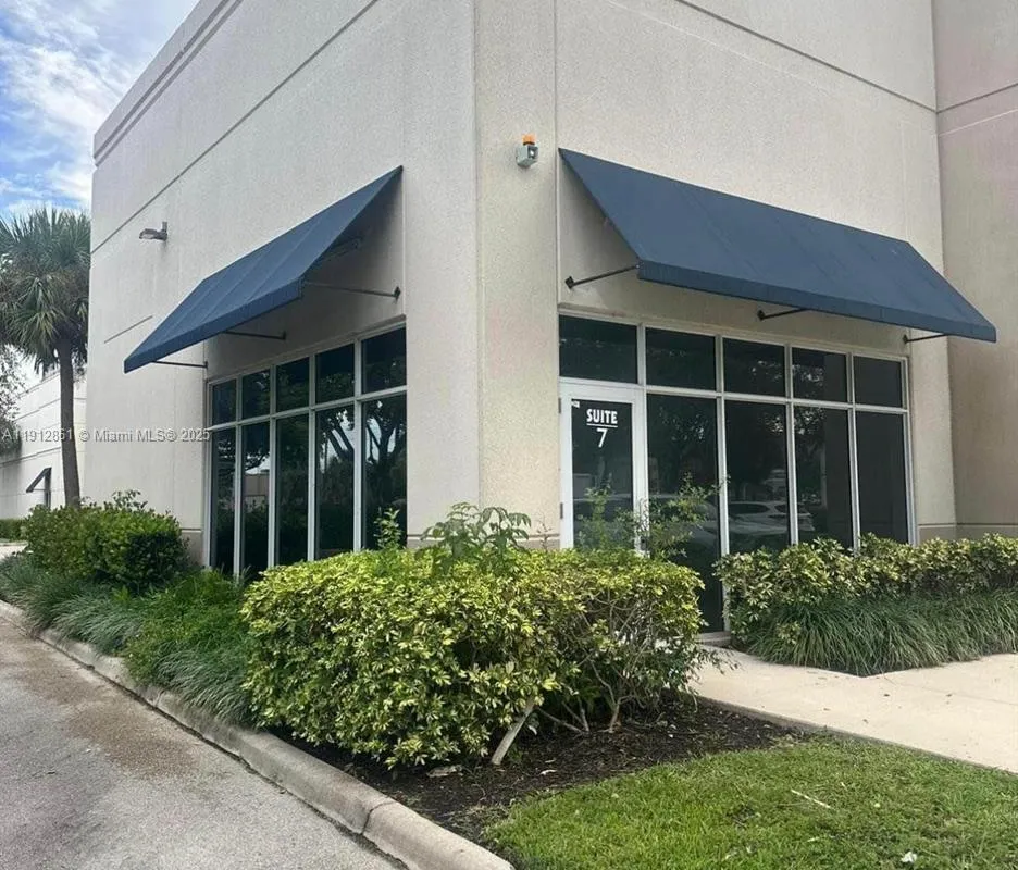 2400 NW 36th St # C7, Pompano Beach FL 33073