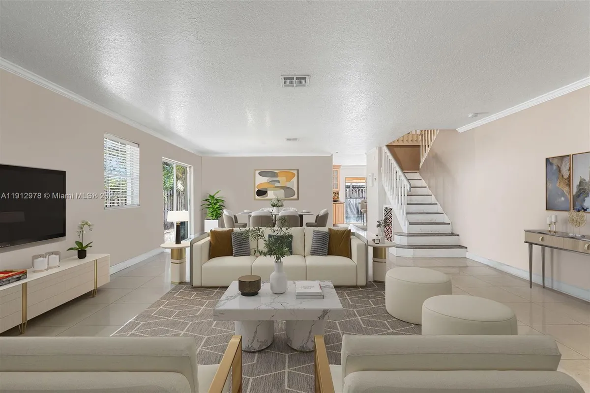 9410 SW 212th Ter, Cutler Bay FL 33189