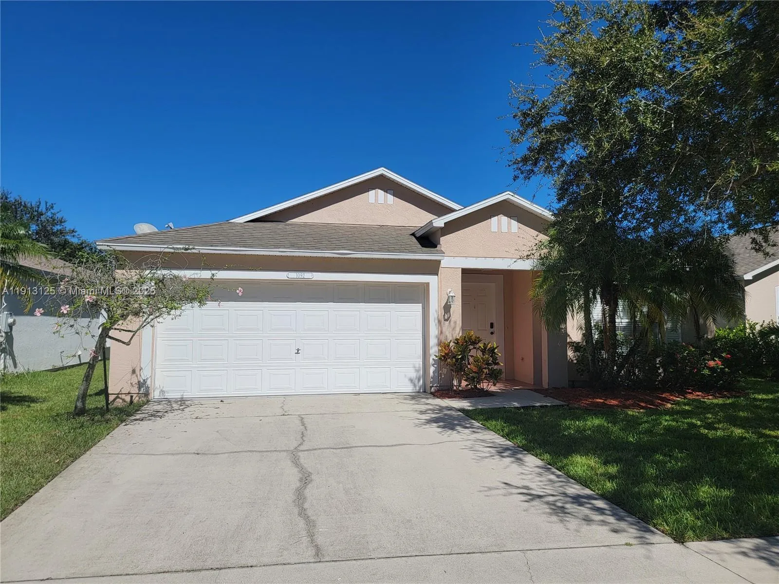 1092 W 13th Sq, Vero Beach FL 32960