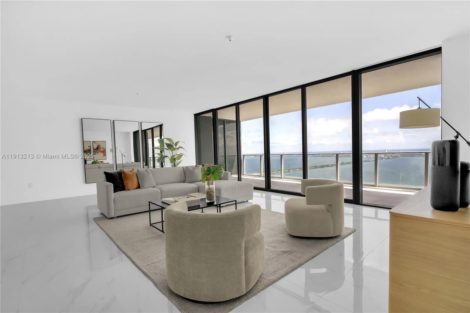 700 NE 24 St # 5602, Miami FL 33137