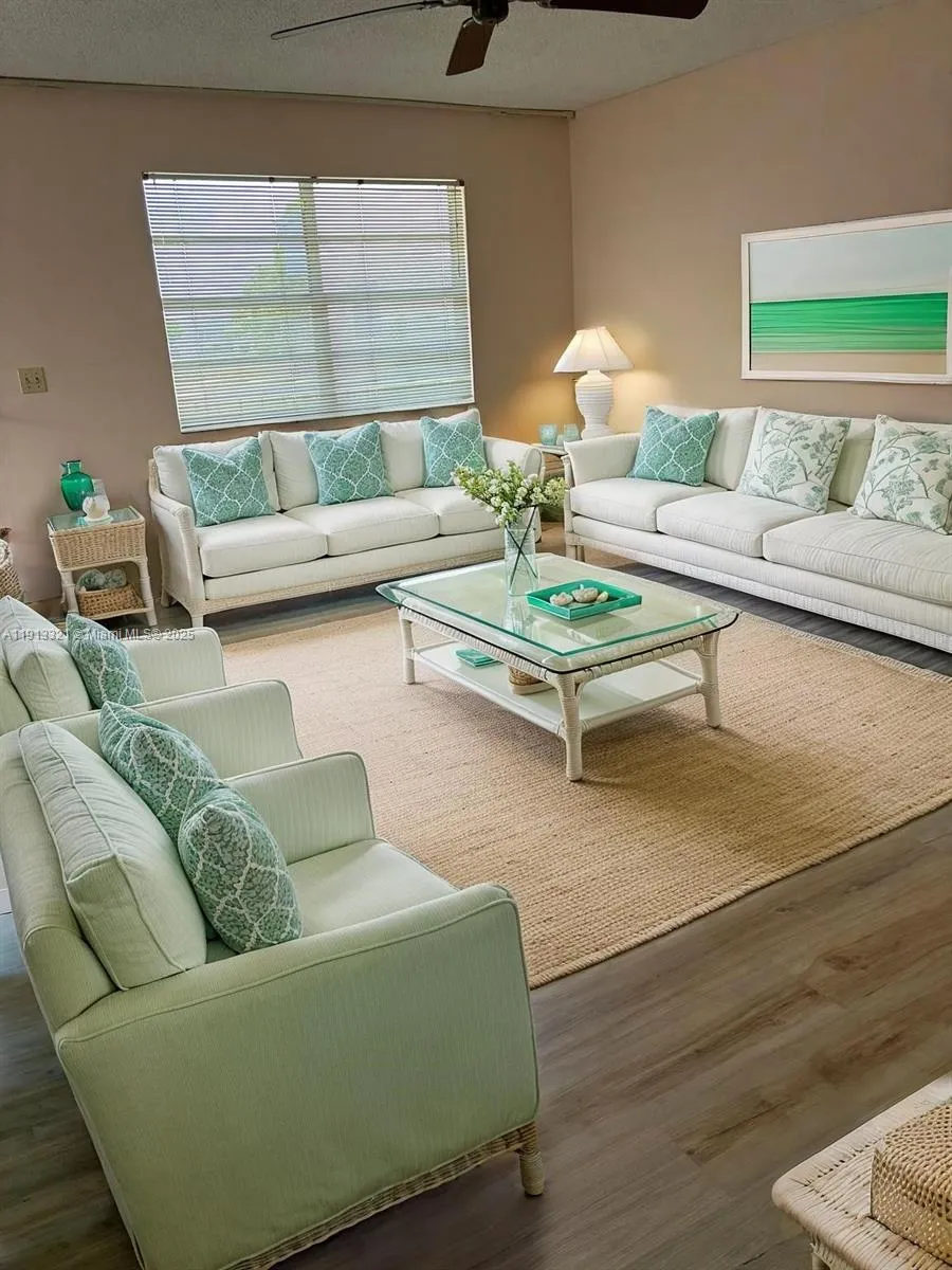 235 E Burgundy  E # 235, Delray Beach FL 33484