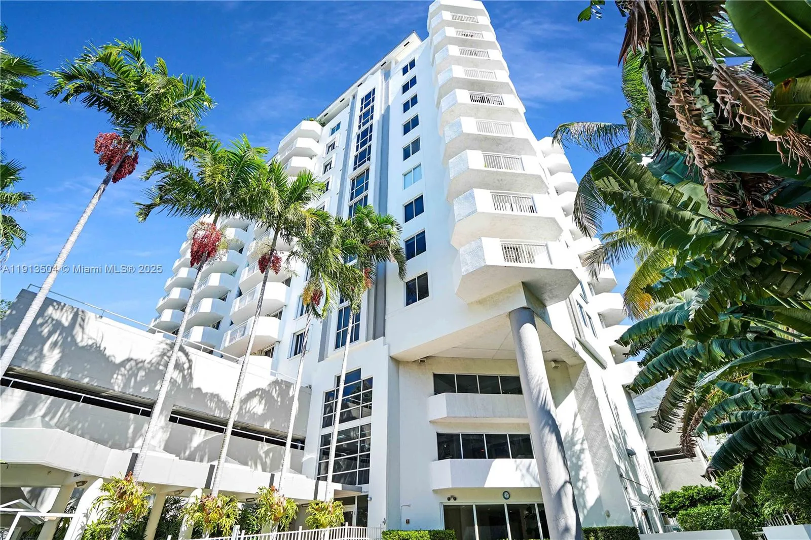 1621 Bay Rd # 606, Miami Beach FL 33139