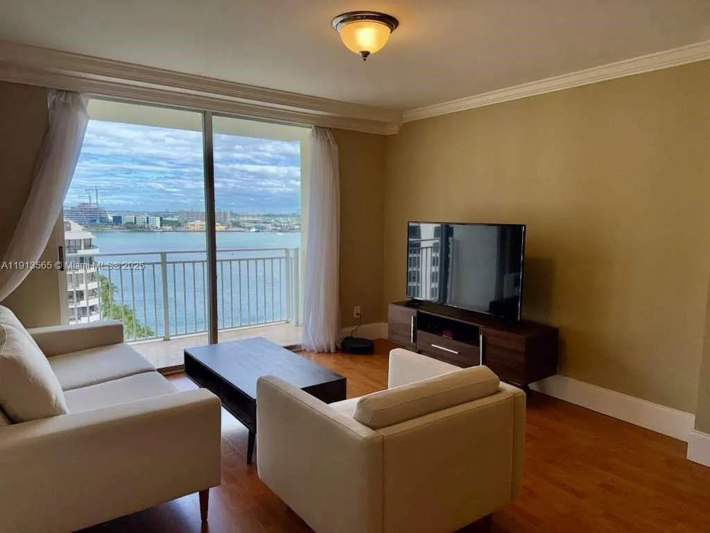 770 Claughton Island Dr # 1613, Miami FL 33131