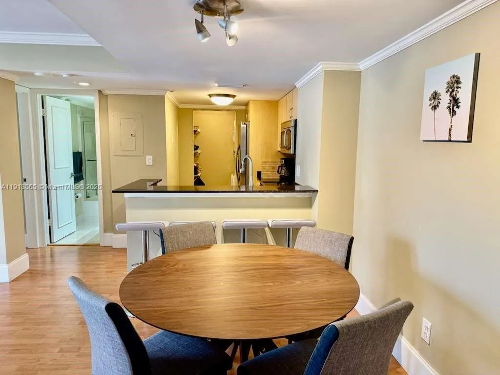 770 Claughton Island Dr # 1613, Miami FL 33131