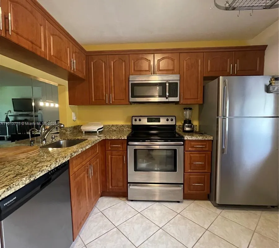 2786 NW 104th Ave # 211, Sunrise FL 33322