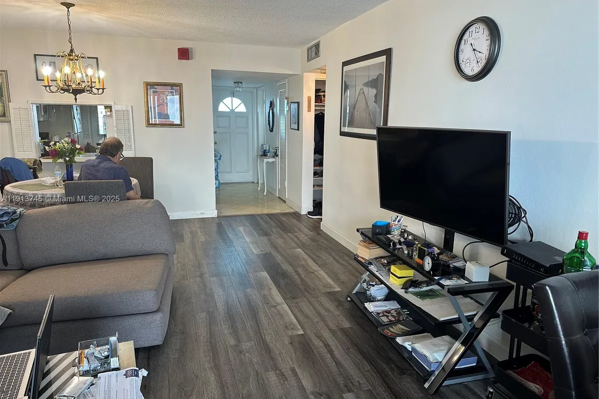 1401 NE Miami Gardens Dr # 787, Miami FL 33179