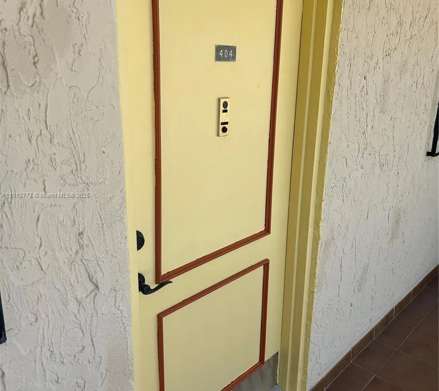 1051 SW 1st St # 404, Miami FL 33130