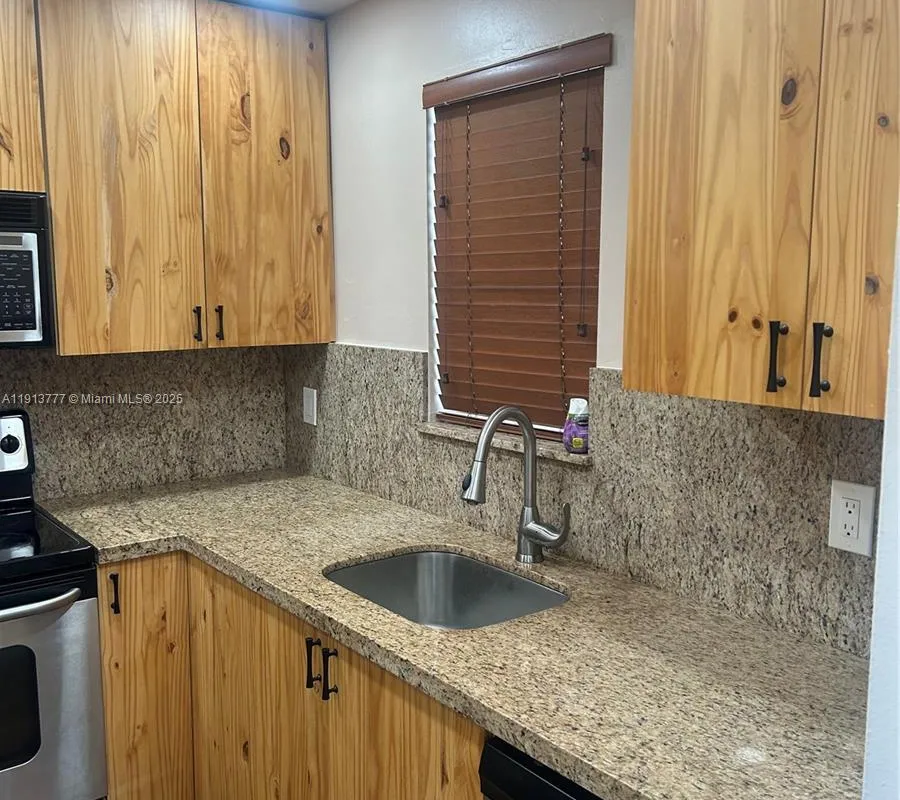 1051 SW 1st St # 404, Miami FL 33130