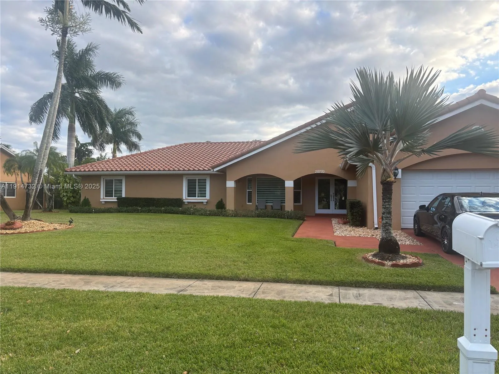 20270 NW 4th St, Pembroke Pines FL 33029