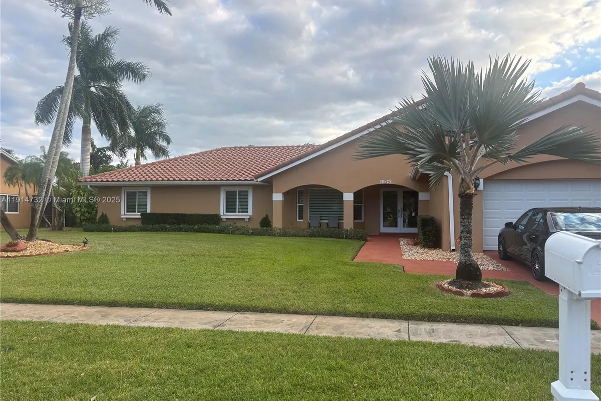 20270 NW 4th St, Pembroke Pines FL 33029